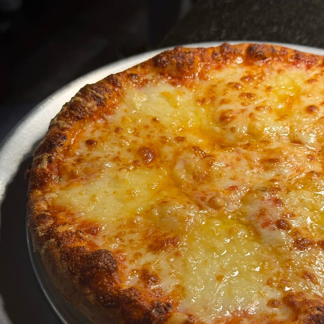 Four Cheese Pizza (Medium 12").