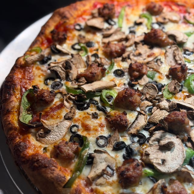 House Special Pizza (Medium 12").