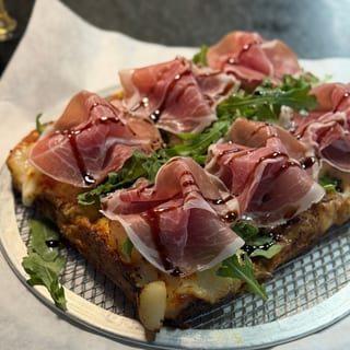 Prosciutto e Pere (small8”x10”)