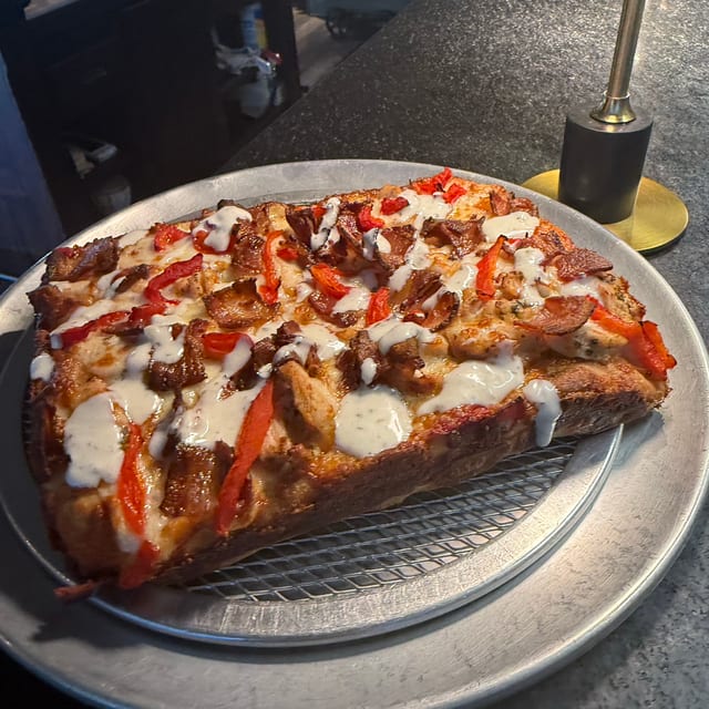 Chicken Bacon Ranch (large 10”x14”).