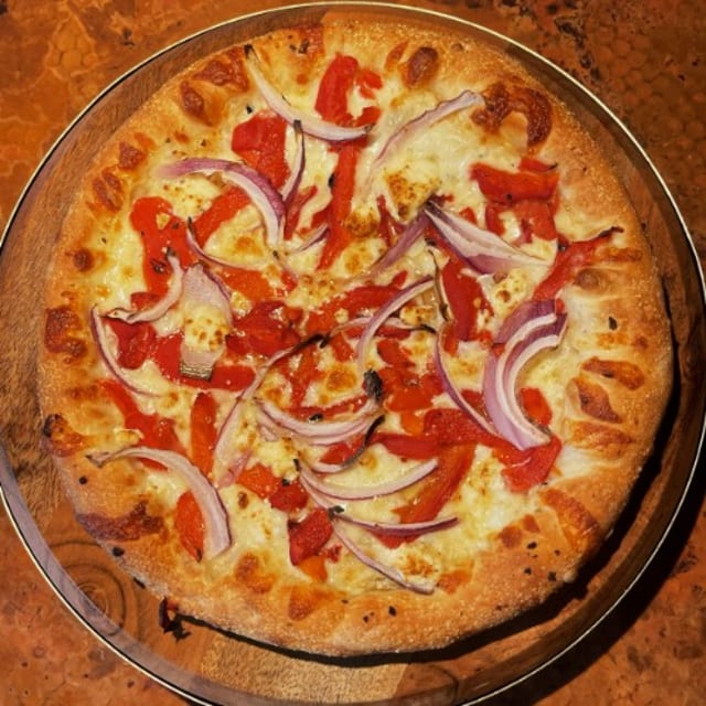Roasted Red Pepper Pizza (Large 14").