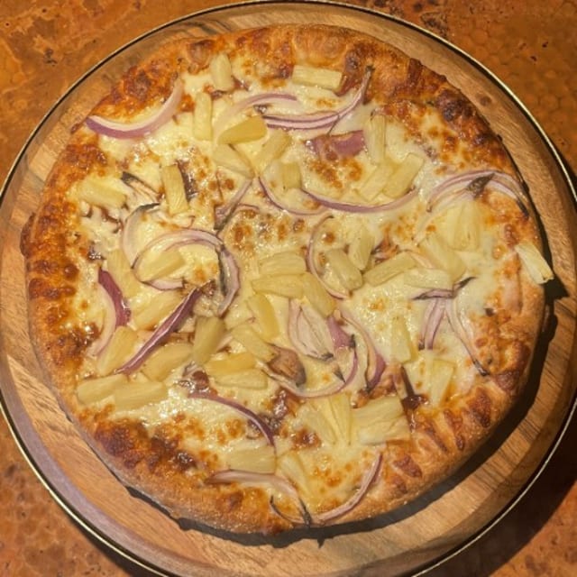 BBQ Chicken Pizza (Large 14").