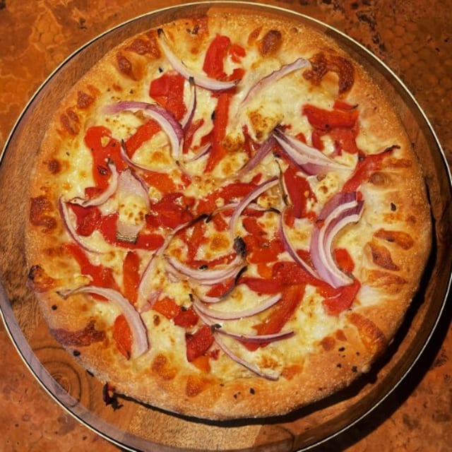 Roasted Red Pepper Pizza (Medium 12").